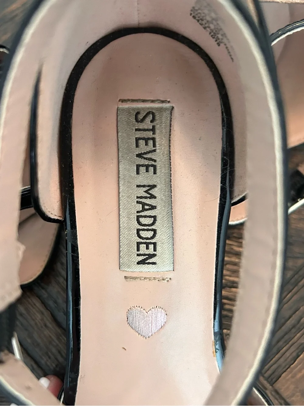Steve Madden Jorincess Black Patent T-Strap Kitten Heels Size 3 Youth
